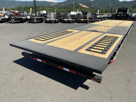 New 2025 Midsota 8.5x32 Gooseneck Deckover W/Power Tail 25.9k GVWR