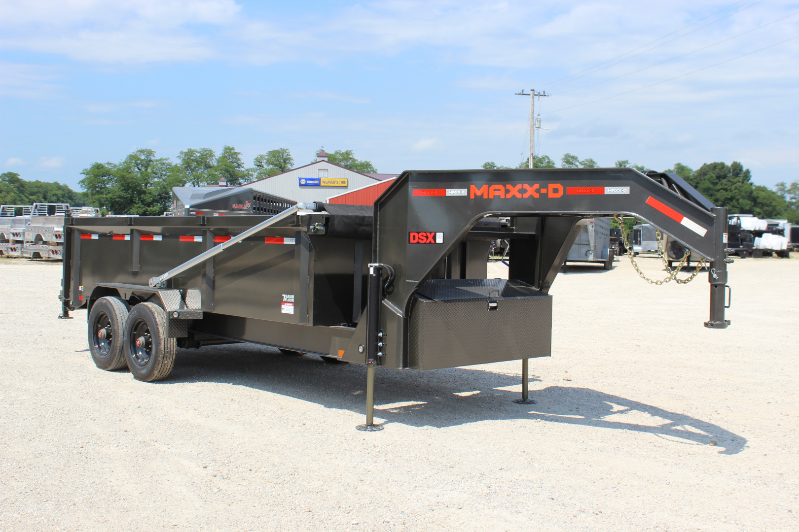New 2026 MAXX-D DSX 16' Gooseneck Dump Trailer
