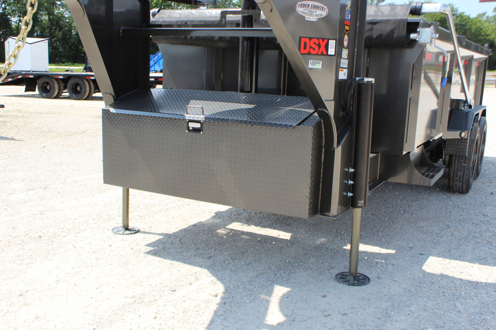 New 2026 MAXX-D DSX 16' Gooseneck Dump Trailer