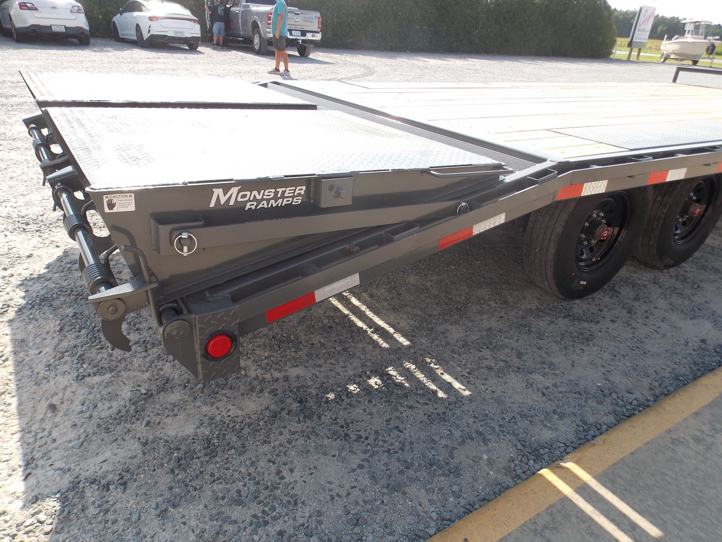 New 2026 PJ Trailers F8J2282BSY6-JA5-MSBS-SP18-WN01 16K Deckover Trailer