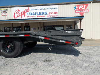 New 2026 PJ Trailers F8J2282BSY6-JA5-MSBS-SP18-WN01 16K Deckover Trailer