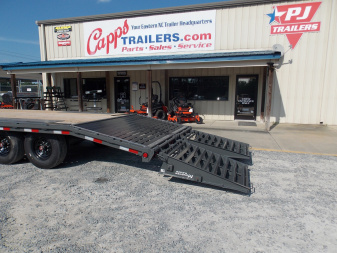 New 2026 PJ Trailers F8J2282BSY6-JA5-MSBS-SP18-WN01 16K Deckover Trailer