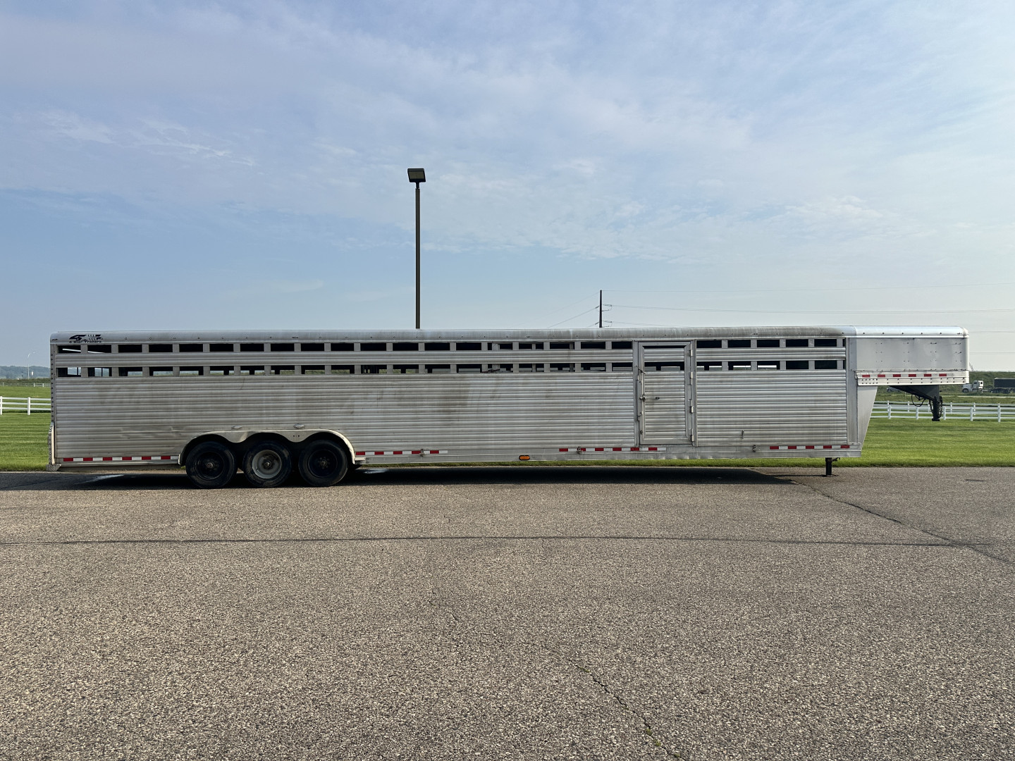 Used 2015 4-Star Trailers 44' GN *Sold As Is* Stock / Stock Combo Trailer