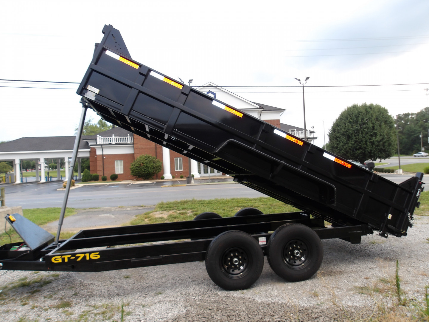 New 2025 Griffin Trailers 716 Dump Trailer