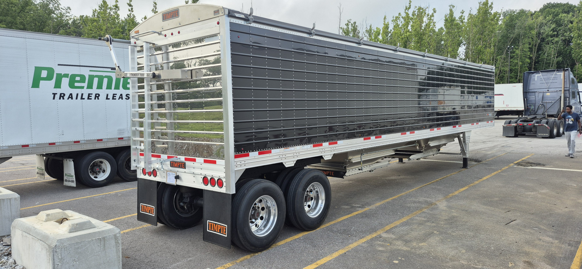 Used $1695/Month 2026 Timpte 43 x 96 x 84 Hopper Trailer w/ Electric Tarp