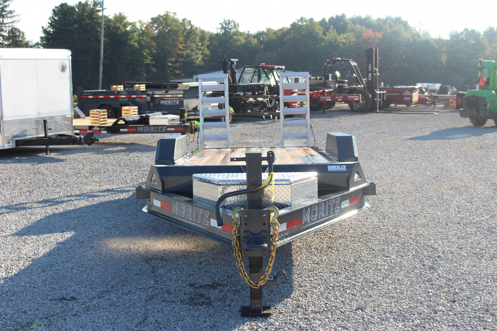 New 2025 Moritz ELBH 7' x 22' Low Pro - Aluminum Ramps - Equipment Trailer - 14000# GVW