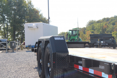 New 2025 Moritz ELBH 7' x 22' Low Pro - Aluminum Ramps - Equipment Trailer - 14000# GVW