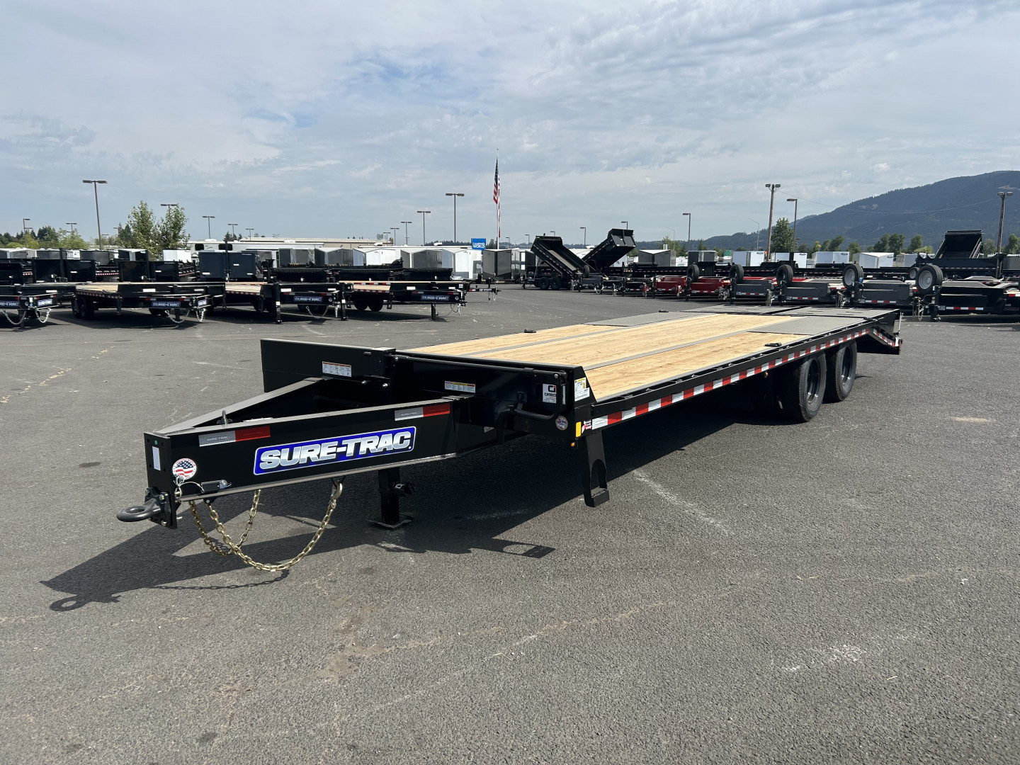 New 2025 Sure-Trac 8.5x25 Low Pro Deckover Mega Ramps 22.5K GVWR