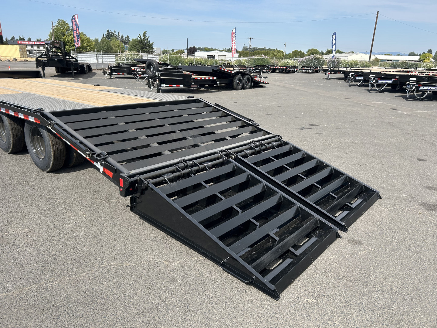 New 2025 Sure-Trac 8.5x25 Low Pro Deckover Mega Ramps 22.5K GVWR