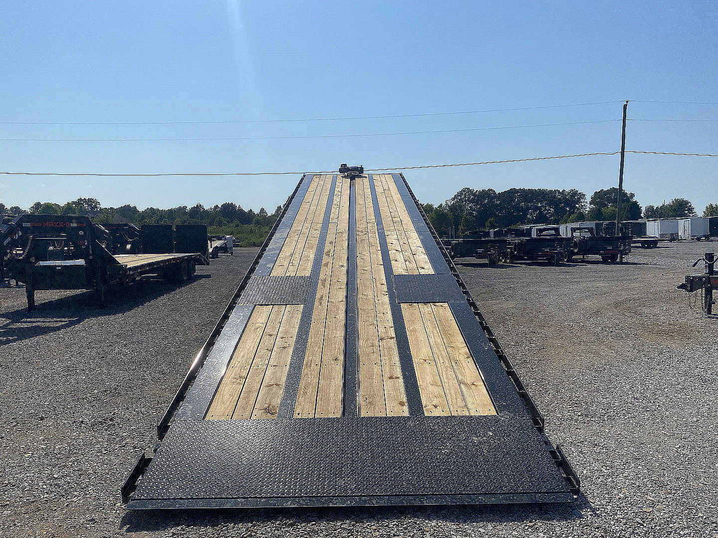 New 2026 MAXXD Gooseneck Trailer | 102" x 40' | 30K GVWR