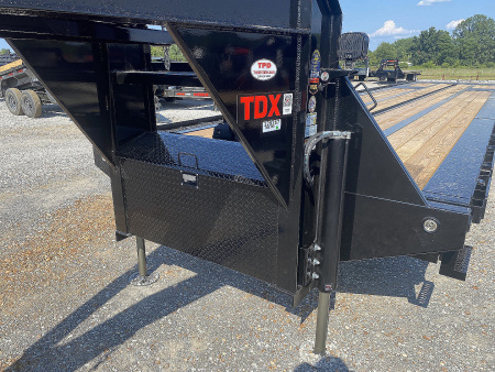 New 2026 MAXXD Gooseneck Trailer | 102" x 40' | 30K GVWR