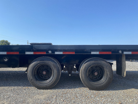 New 2026 MAXXD Gooseneck Trailer | 102" x 40' | 30K GVWR
