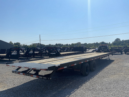 New 2026 MAXXD Gooseneck Trailer | 102" x 40' | 30K GVWR