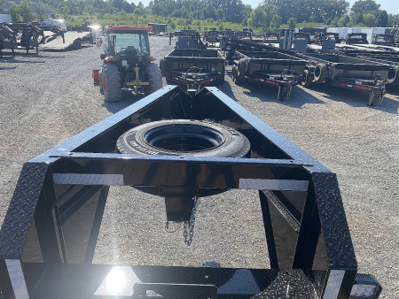 New 2026 MAXXD Gooseneck Trailer | 102" x 40' | 30K GVWR