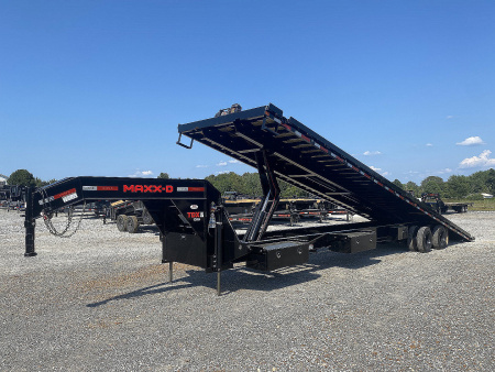 New 2026 MAXXD Gooseneck Trailer | 102" x 40' | 30K GVWR