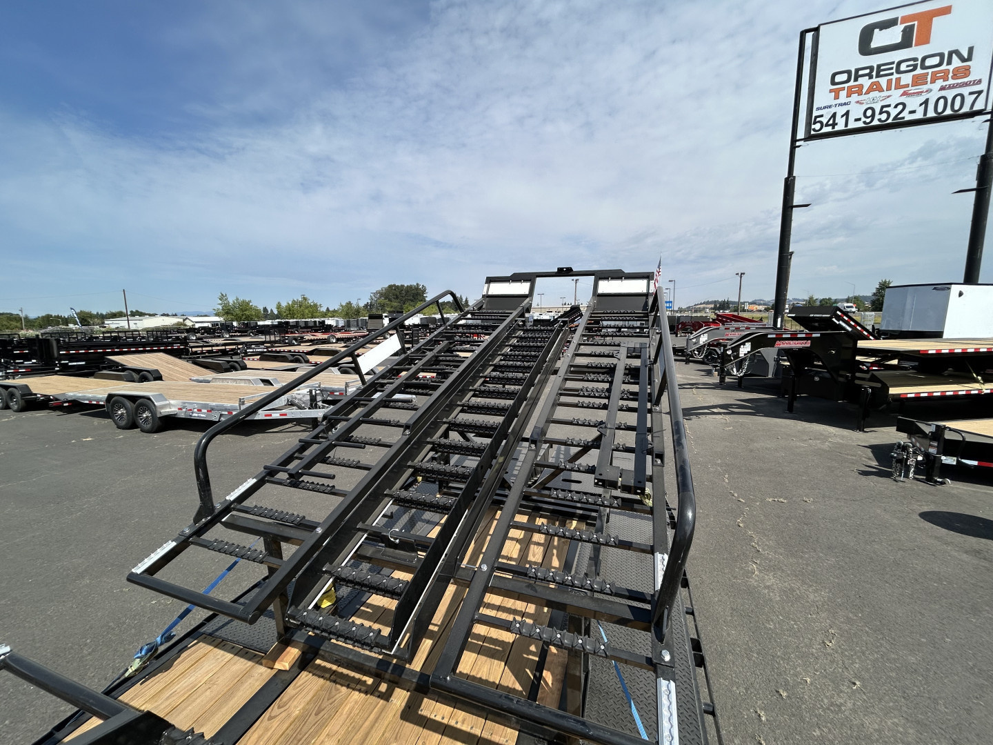 New 2025 Marlon SXS Truck Bed Carrier (4 Door)