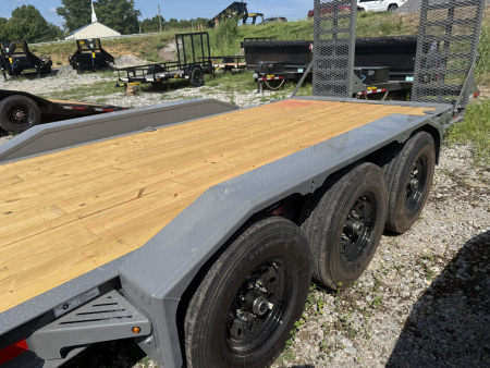 New 2026 Diamond C LPX307 Equipment Trailer 82”X24’ EXTRA WIDE RAMPS 24K G.V.W.R.