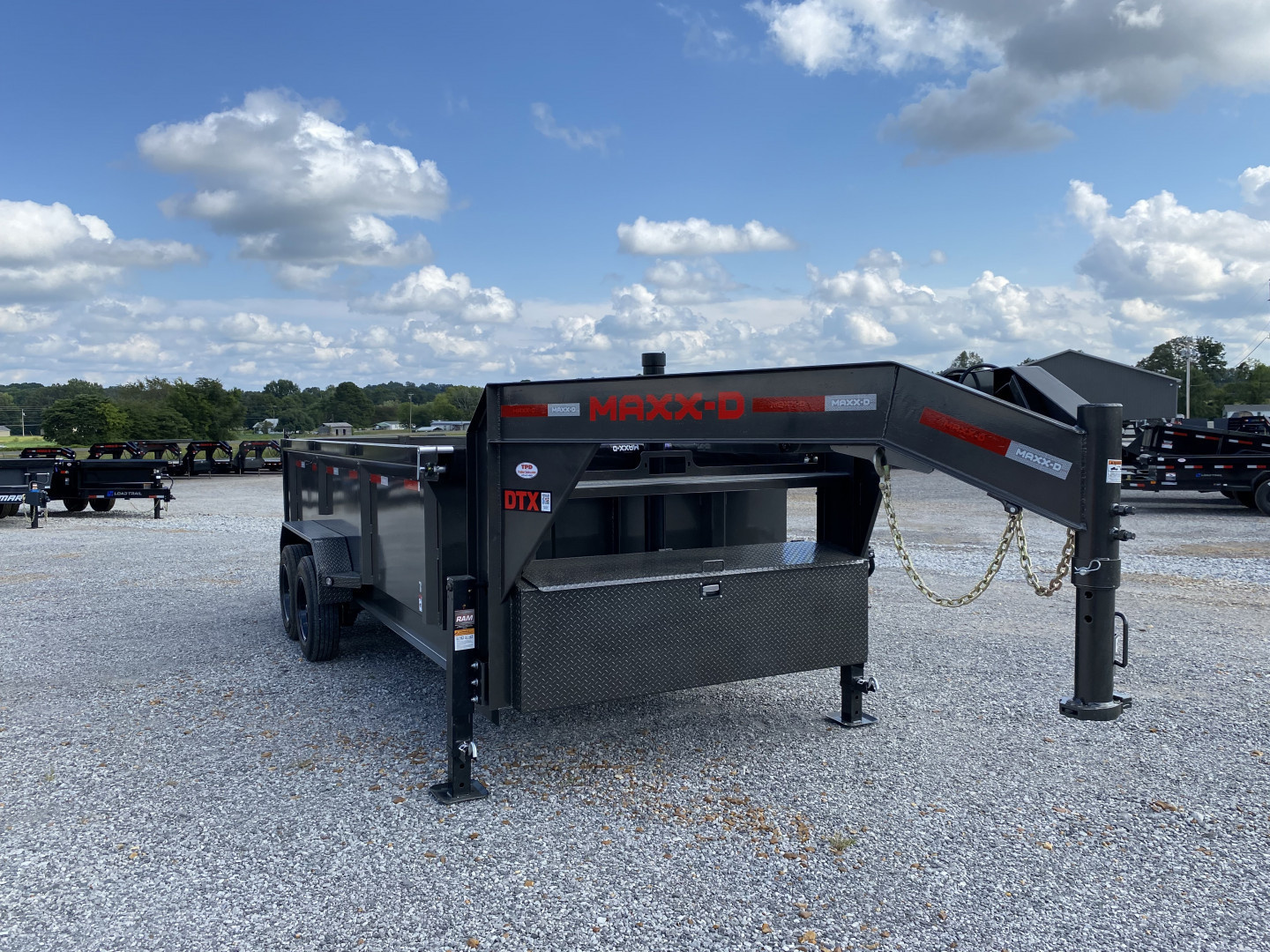 New 2026 MAXXD 83"X16' 18k Telescopic Gooseneck Dump Trailer
