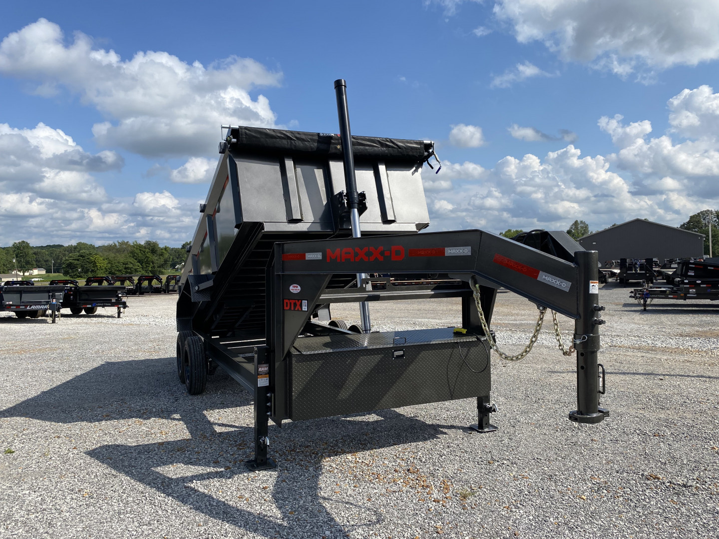 New 2026 MAXXD 83"X16' 18k Telescopic Gooseneck Dump Trailer