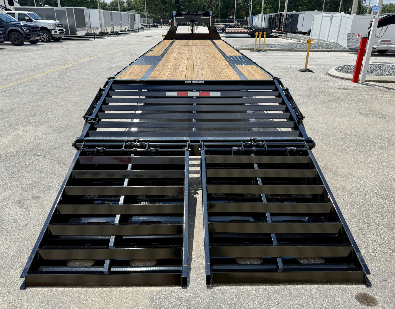 New 2025 Sure-Trac 8.5x30+5 HD LP 15K Gooseneck Deckover Trailer