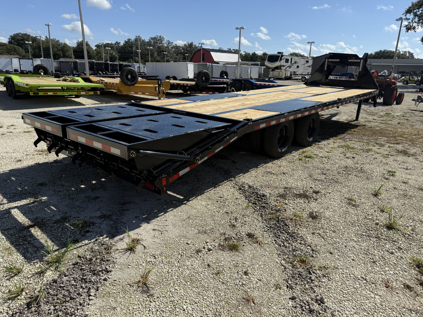 New 2026 Sure-Trac 8.5X25+5 HD LP Gooseneck Deckover Trailer