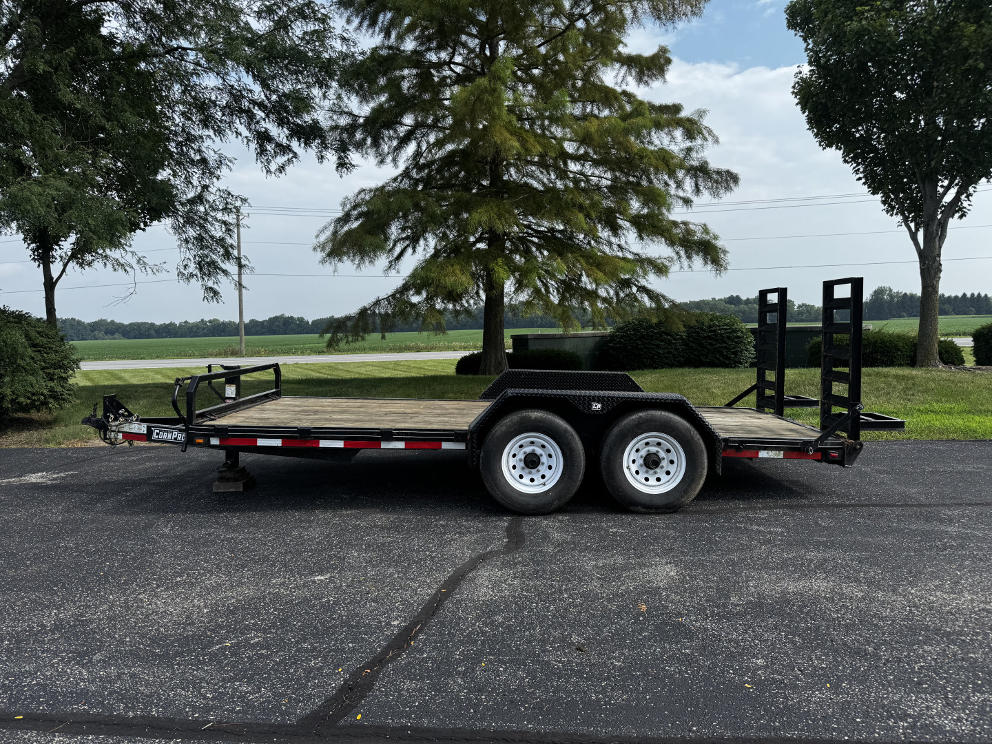 Used USED 2019 Black CornPro 81" x 16' HD Utility w/ Ladder. Ramps