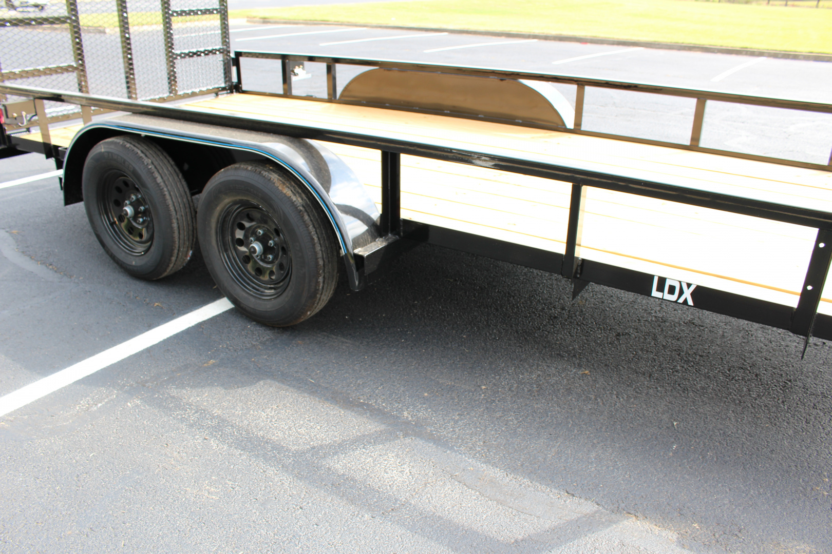 New 2025 Top Hat 77X16 TANDEM LITE DUTY UTILITY LDX W/GATE