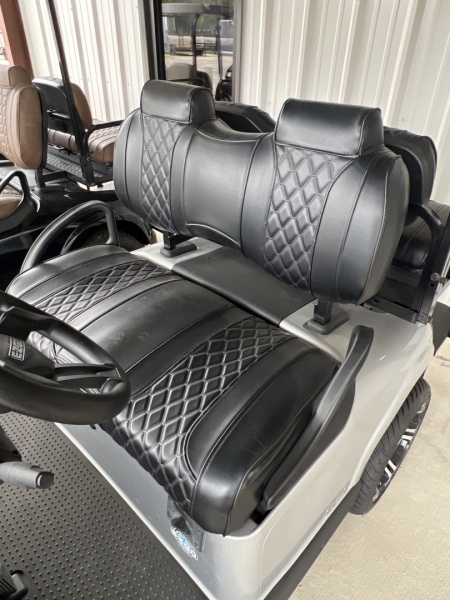 Used 2019 E-Z-GO RXV ELITE Golf Cart