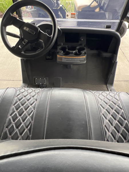 Used 2019 E-Z-GO RXV ELITE Golf Cart
