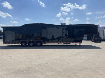 New Vintage 44' Race Trailer With Bathroom