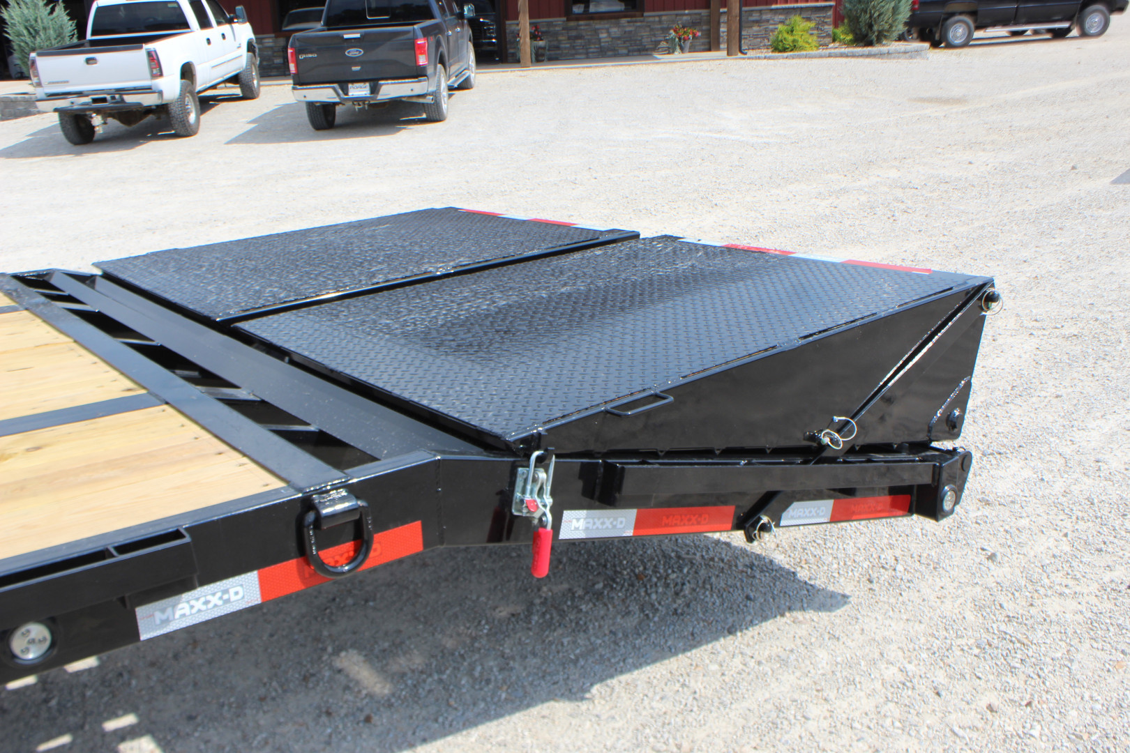New 2026 MAXX-D LHX 34' Flatbed Trailer