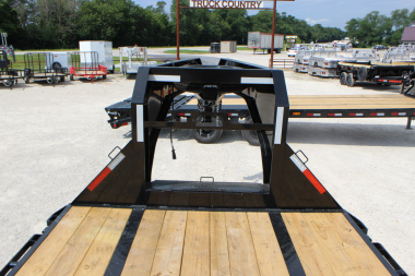 New 2026 MAXX-D LHX 34' Flatbed Trailer