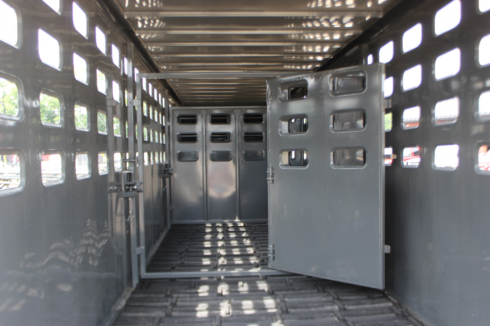 New 2026 Eagle X Trailers 6.8x28 Gooseneck LivestockTrailer