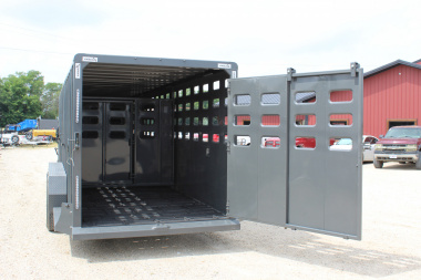 New 2026 Eagle X Trailers 6.8x28 Gooseneck LivestockTrailer