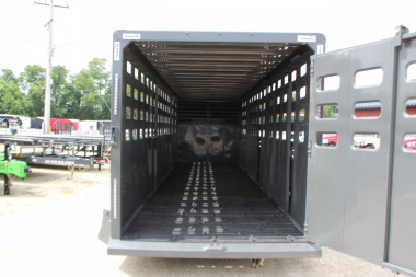 New 2026 Eagle X Trailers 6.8x28 Gooseneck LivestockTrailer