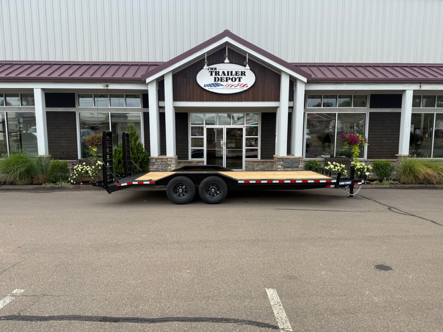 New Sure-Trac 8'6" x 20' Drive Over Fender Equipment Trailer 14K