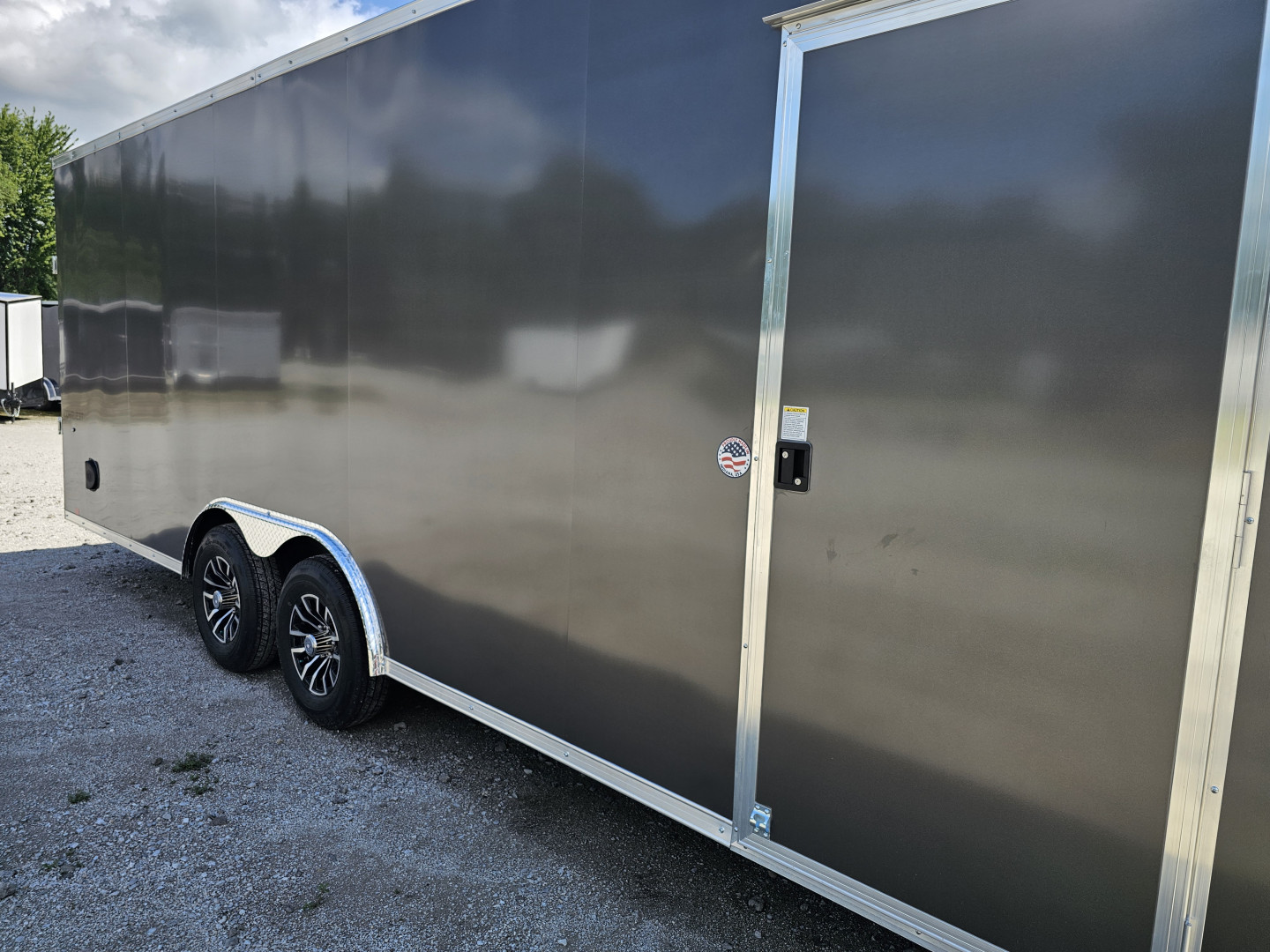 New 2026 Formula Trailers 8.5X24 030 EXTERIOR 7' INSIDE 10K GVWR Cargo / Enclosed Trailer