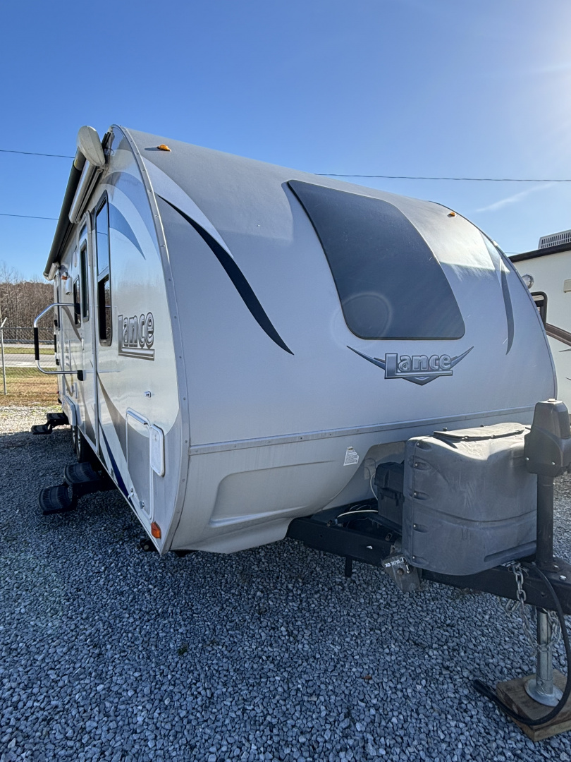 Used 2016 Lance Lance Travel Trailer