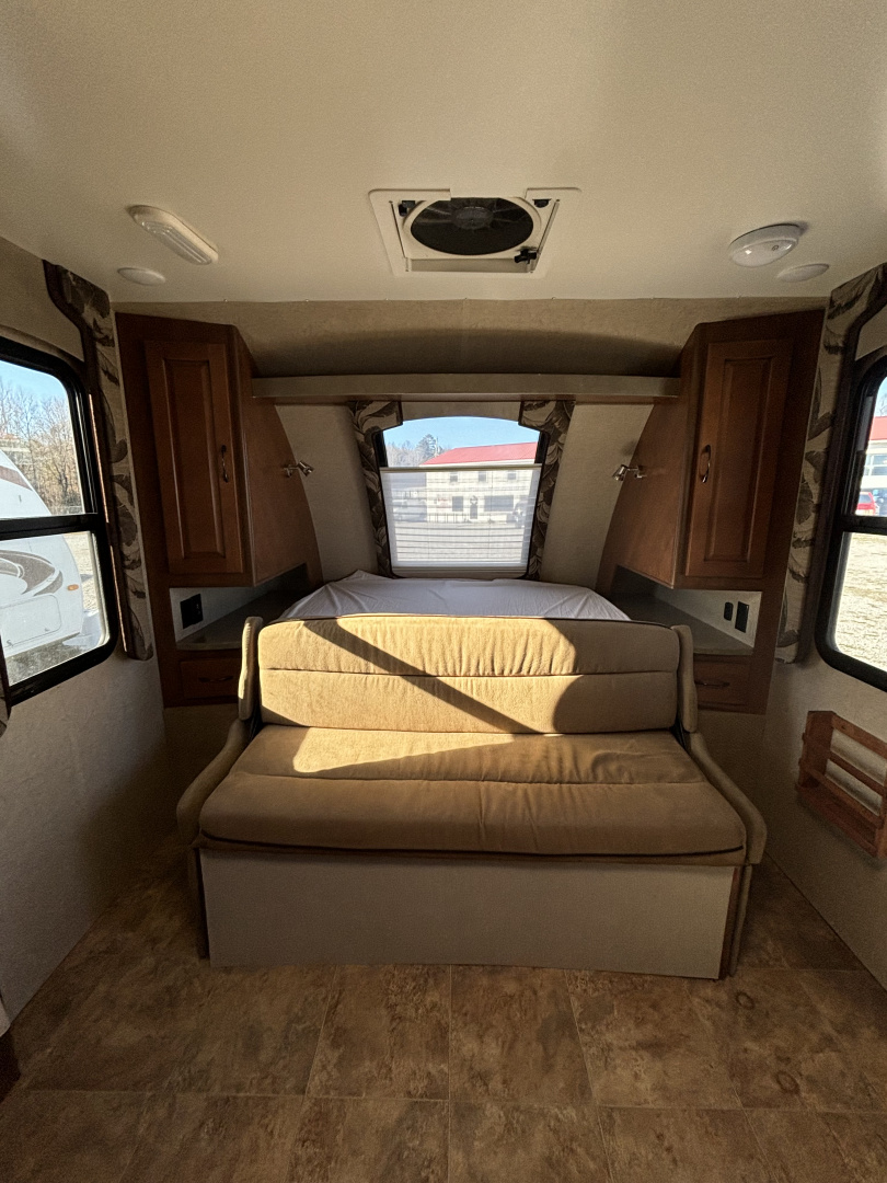Used 2016 Lance Lance Travel Trailer