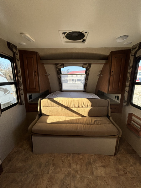 Used 2016 Lance Lance Travel Trailer