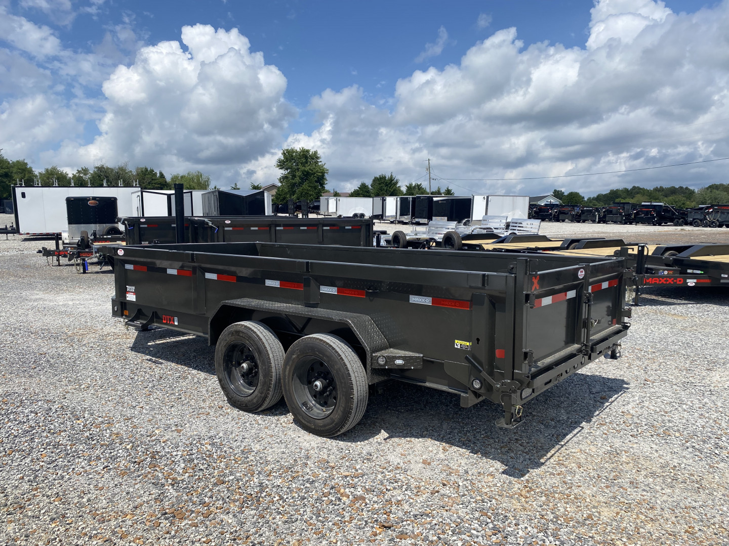 New 2026 MAXXD 16' x 83" 17.5k Telescopic Dump Trailer