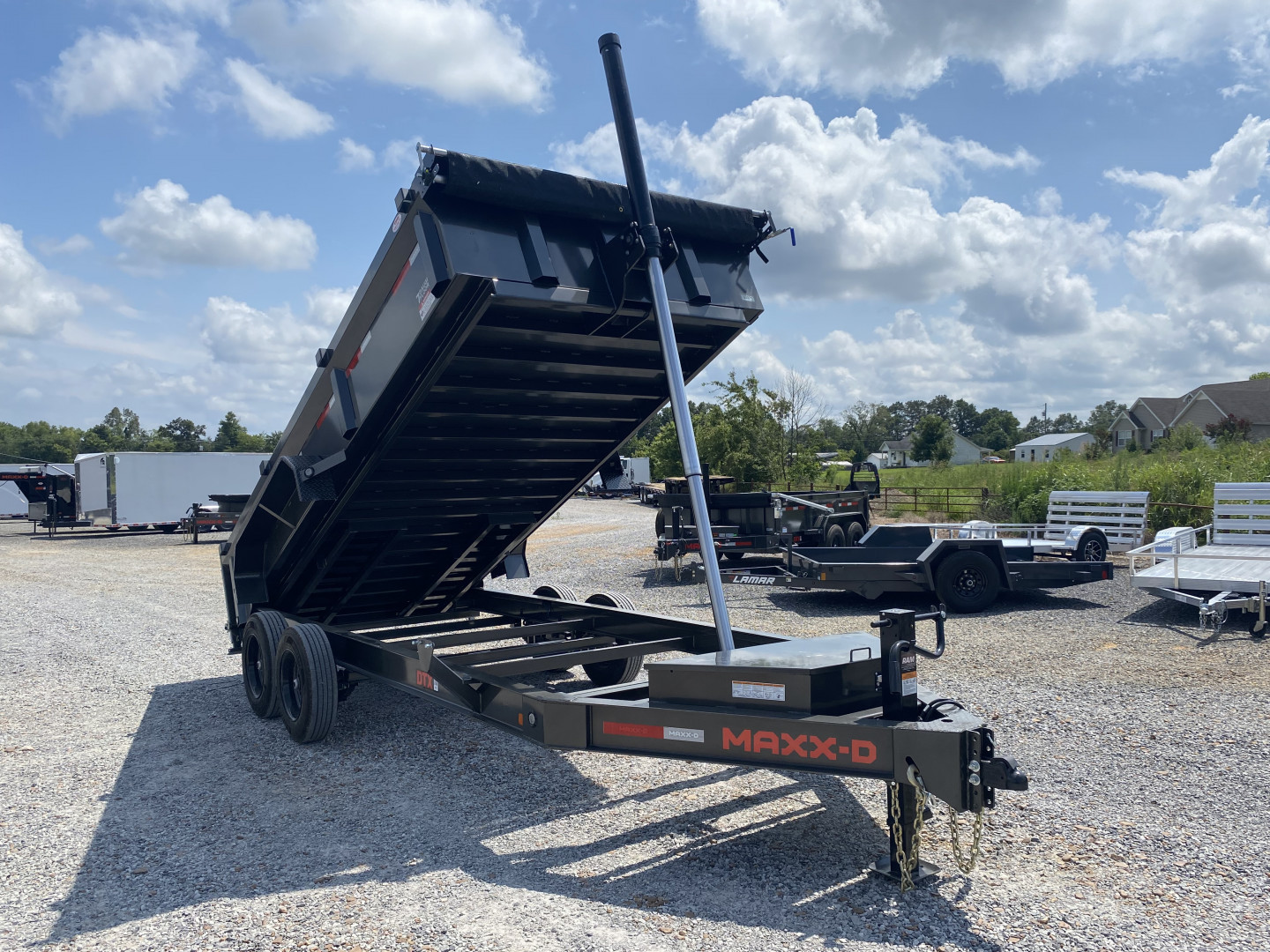 New 2026 MAXXD 16' x 83" 17.5k Telescopic Dump Trailer