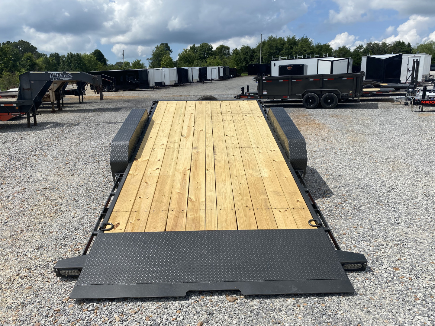 New 2026 MAXXD 83" X 22' 17.5K Tilt Equipment Trailer