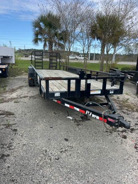 Used 2021 PJ Trailers 24' Equipment Trailer