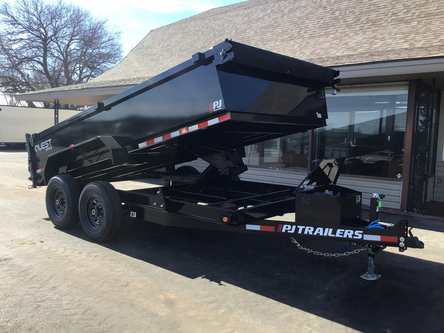 New 2026 PJ 83"x14' BP Tandem Axle Dump w/ 24" Sides – D7