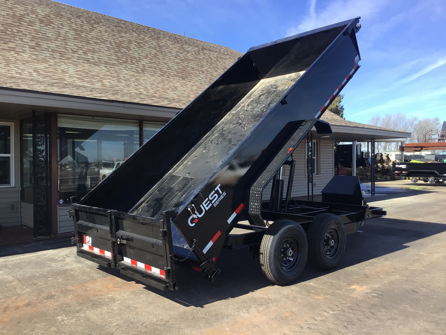 New 2026 PJ 83"x14' BP Tandem Axle Dump w/ 24" Sides – D7