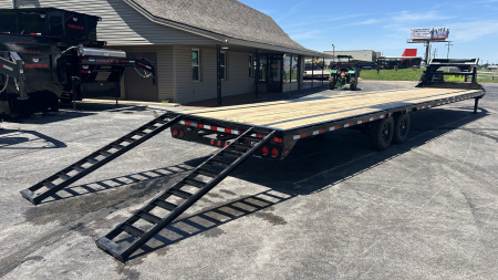 New 2026 PJ 102"x40' GN Low-Pro Flatbed w/ Singles - LS