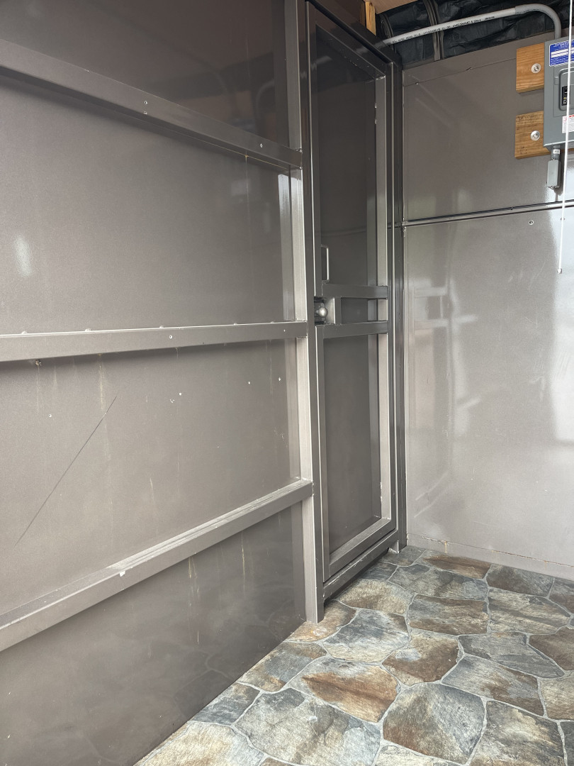 Used 2011 CornPro 18' STOCK COMBO Horse Trailer