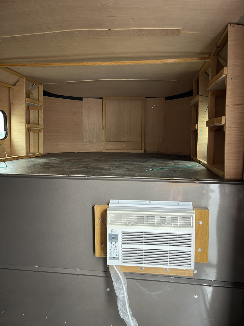 Used 2011 CornPro 18' STOCK COMBO Horse Trailer