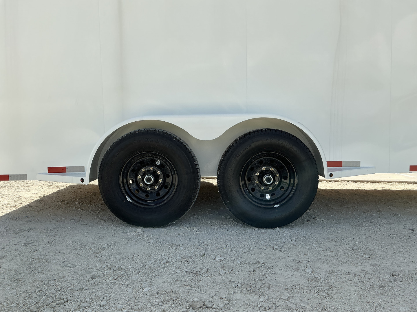 New 2025 X-On 6’8"x16’ BP Steel Enclosed Trailer – E7